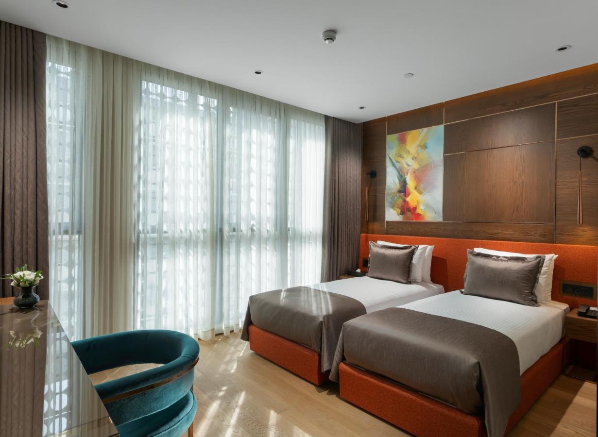 Hotel Nex & 4*