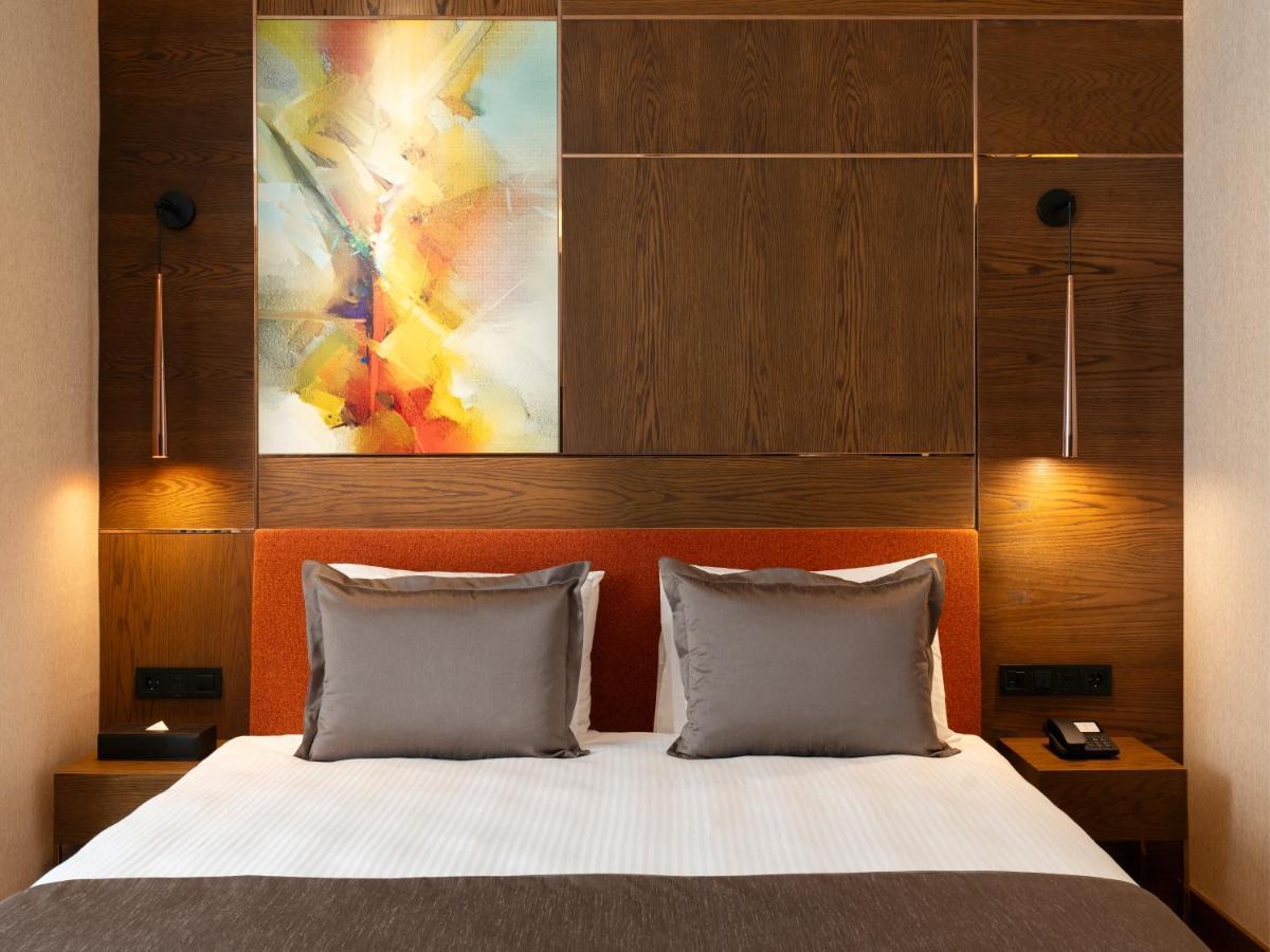 Hotel Nex &